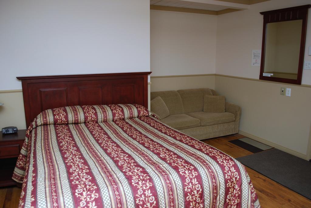 Auberge de l'Evêché Rimouski Esterno foto