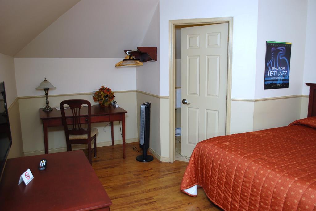 Auberge de l'Evêché Rimouski Esterno foto
