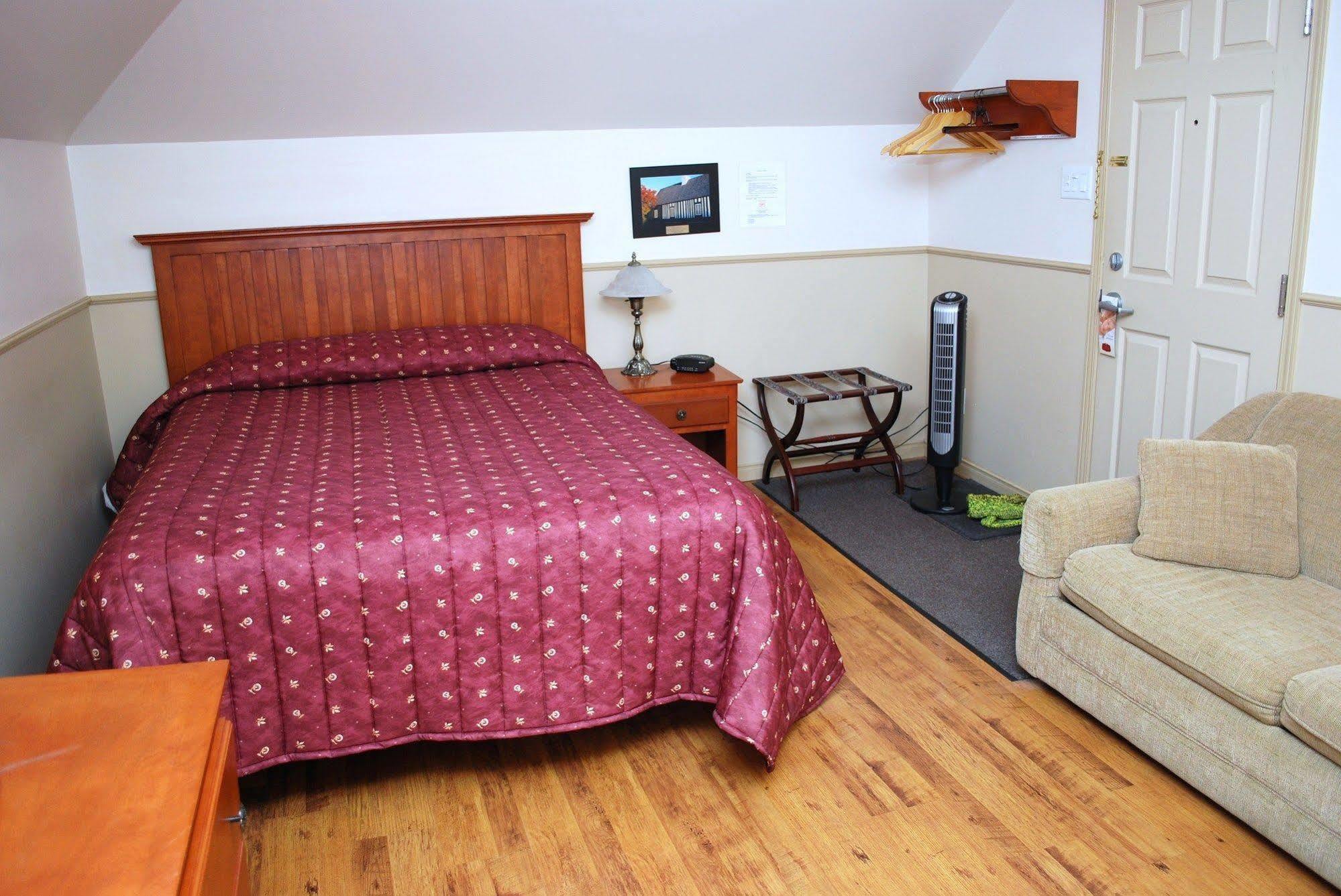 Auberge de l'Evêché Rimouski Esterno foto