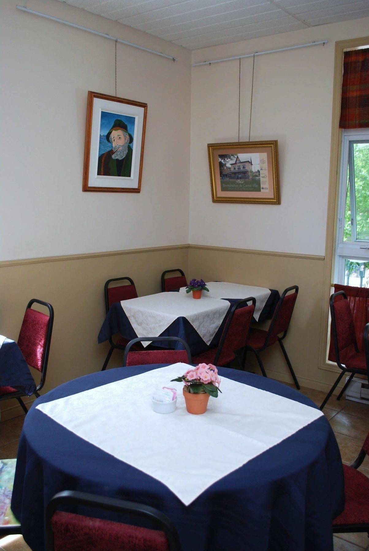 Auberge de l'Evêché Rimouski Esterno foto